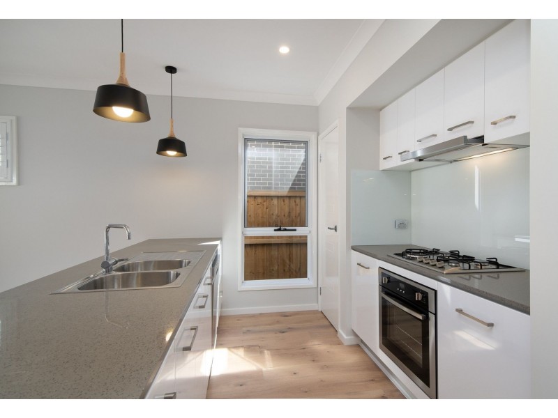 9 Gunyah Drive, Glenmore Park NSW 2745