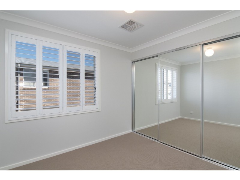 9 Gunyah Drive, Glenmore Park NSW 2745