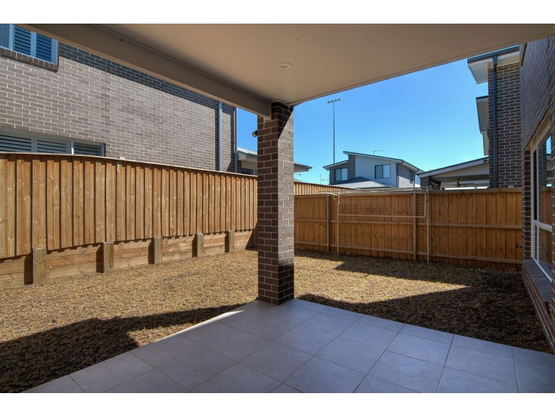 9 Gunyah Drive, Glenmore Park NSW 2745