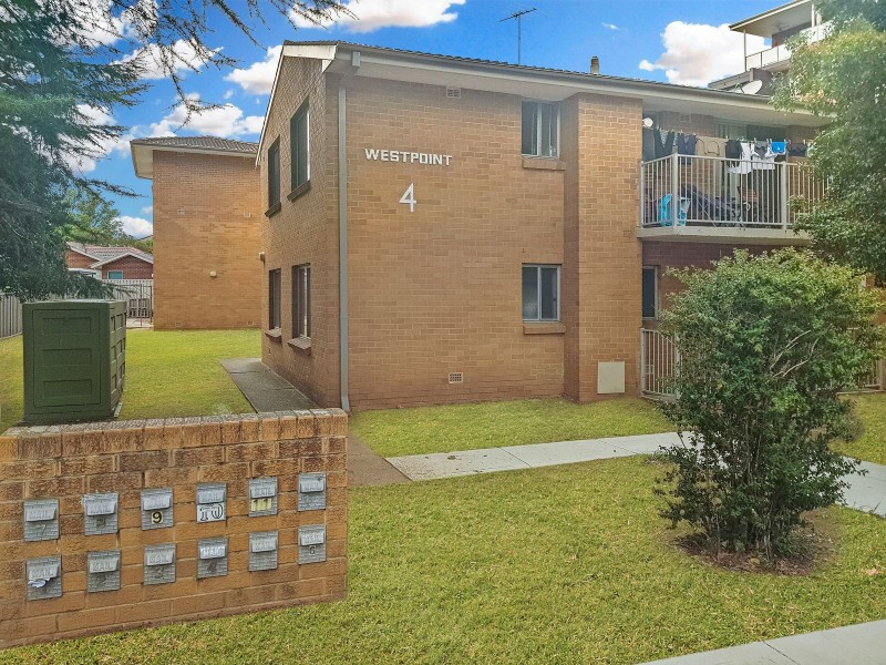 5/4 John Tipping Grove, Penrith NSW 2750