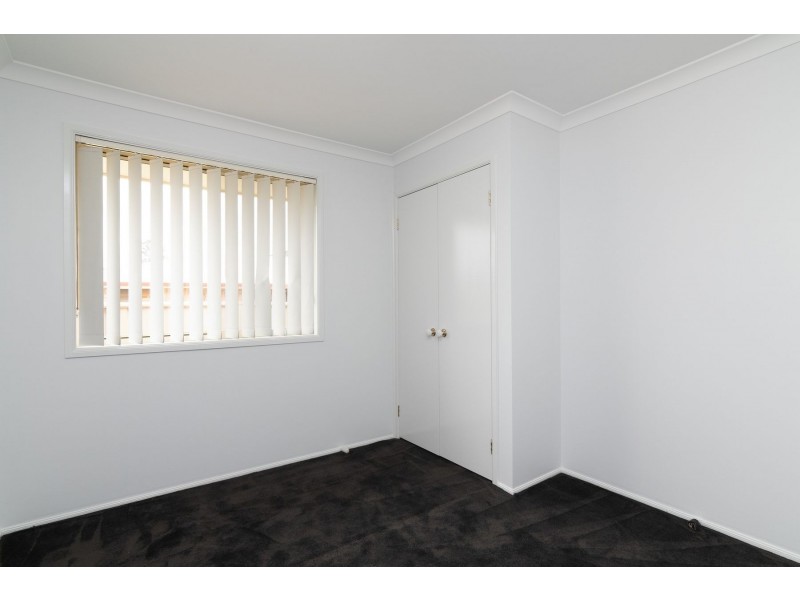 4 Hillside Circuit, Cranebrook NSW 2749