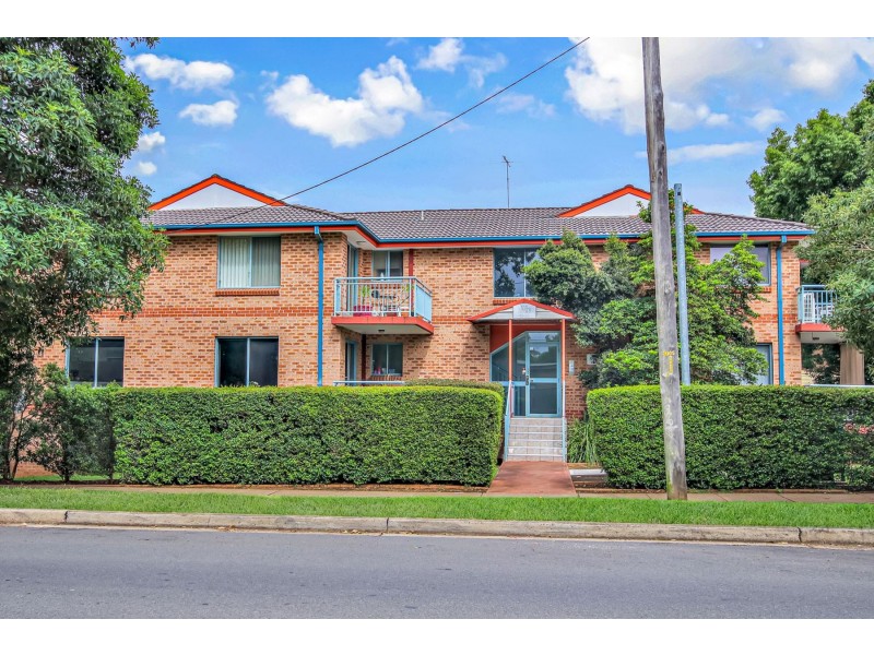 10/49-51 King Street, Penrith NSW 2750