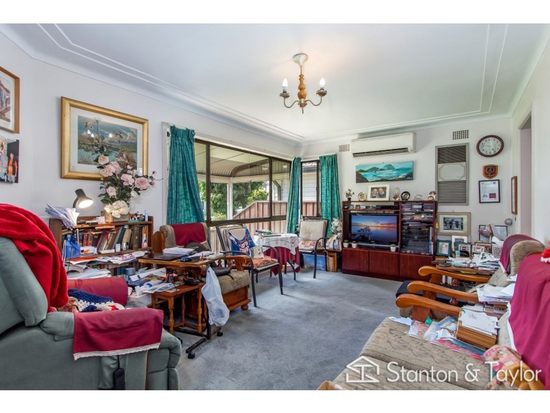 26 Barker Street, Cambridge Park NSW 2747