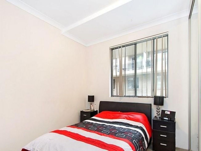 18/14-20 Parkes Avenue, Werrington NSW 2747