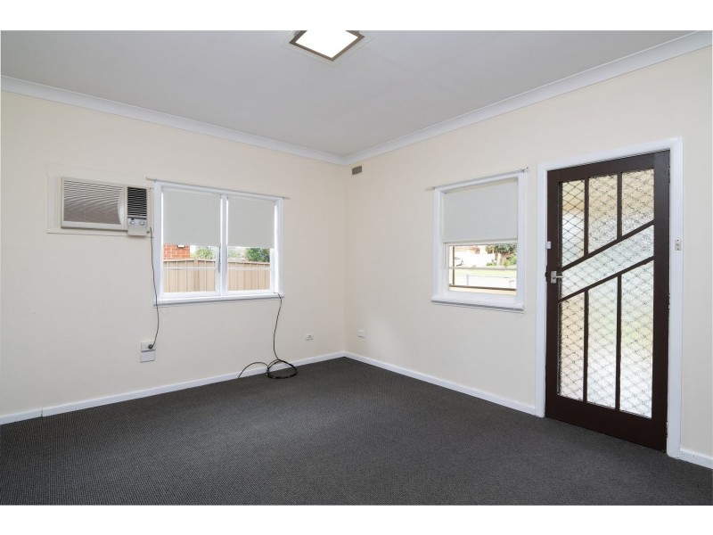 11 Jamison Road, Kingswood NSW 2747