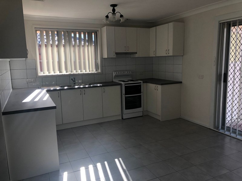 17 Tarana Crescent, Dharruk NSW 2770