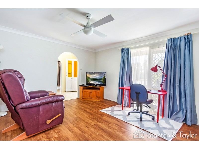 33 Gosling Street, Emu Heights NSW 2750