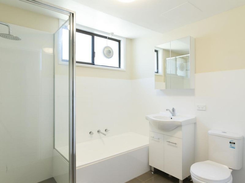 2/1-3 York Road, Penrith NSW 2750