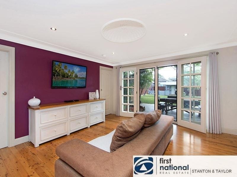 9 PENROSE Crescent, South Penrith NSW 2750