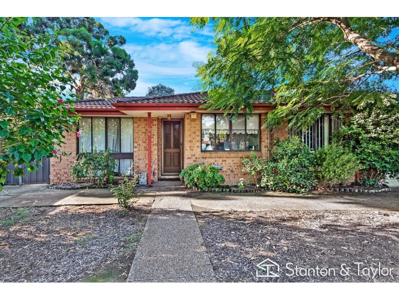 11/33 Woodview Road, Oxley Park NSW 2760