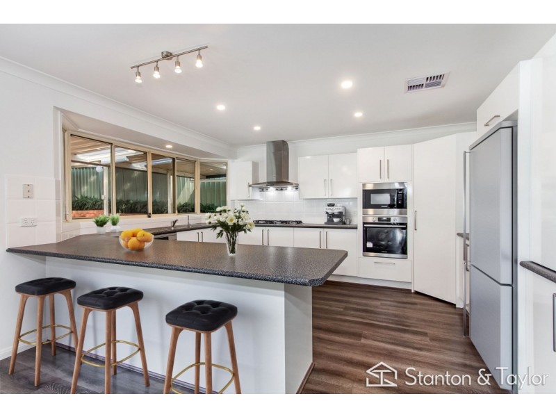 4 Turnberry Crescent, Glenmore Park NSW 2745