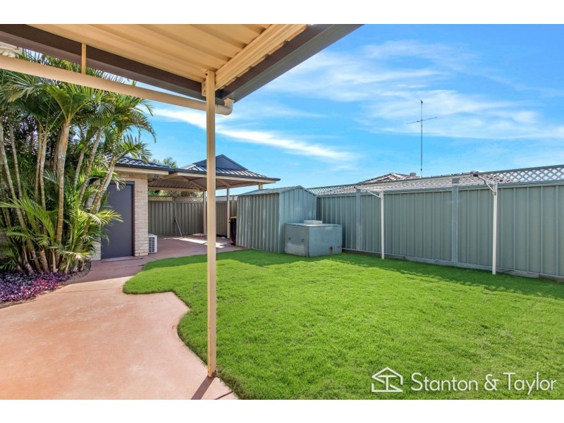 4 Turnberry Crescent, Glenmore Park NSW 2745