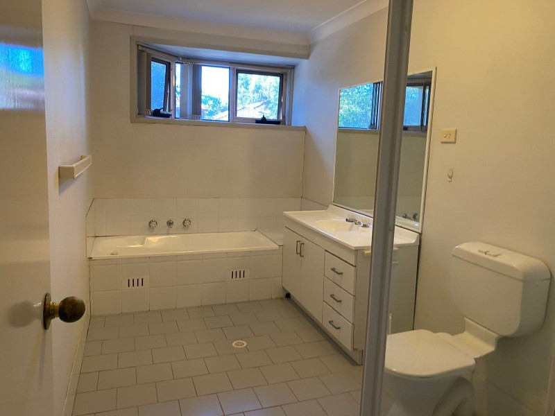 8/112 Lethbridge Street, Penrith NSW 2750