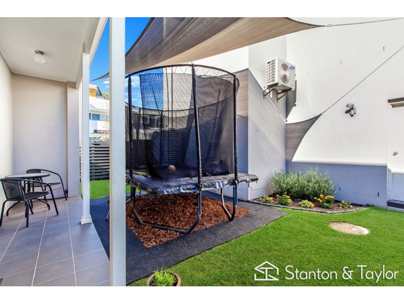 59 & 59A Empire Circuit, Penrith NSW 2750