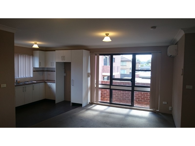 13/29-31 First Street, Kingswood NSW 2747