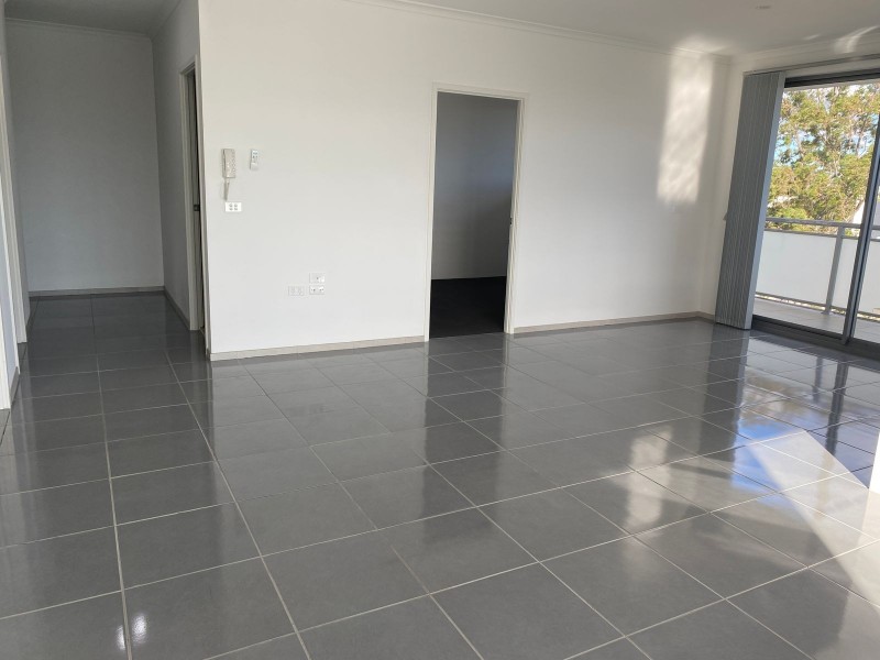 42/4 Colless Street, Penrith NSW 2750