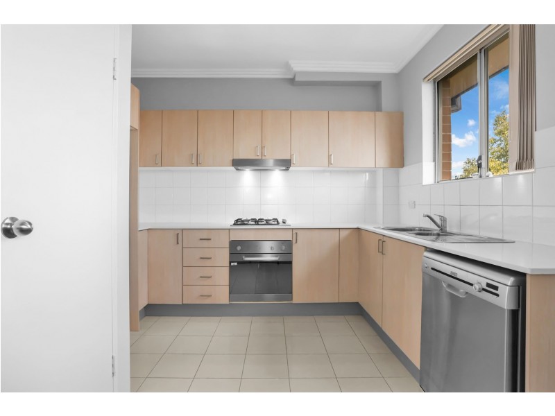 23/13-17 Regentville Road, Jamisontown NSW 2750