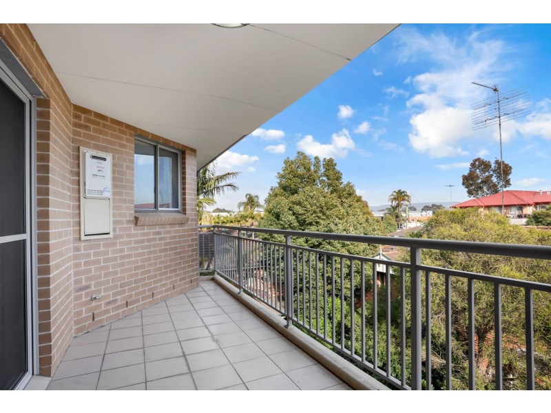 23/13-17 Regentville Road, Jamisontown NSW 2750
