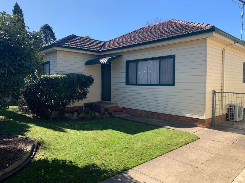 16 First Street, Kingswood NSW 2747