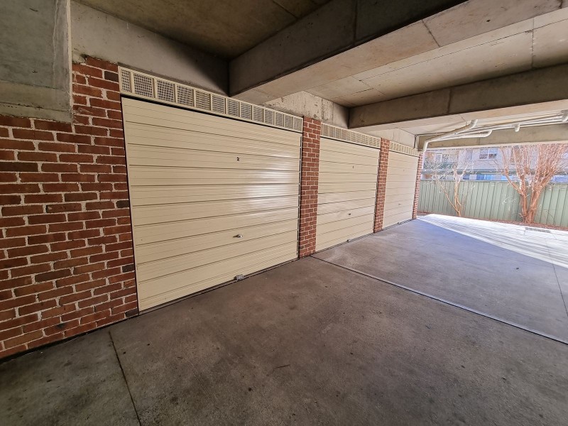 2/10 Dent Street, Penrith NSW 2750