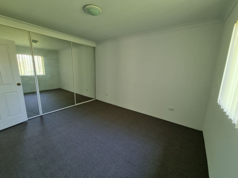 8/10-12 Dent Street, Penrith NSW 2750