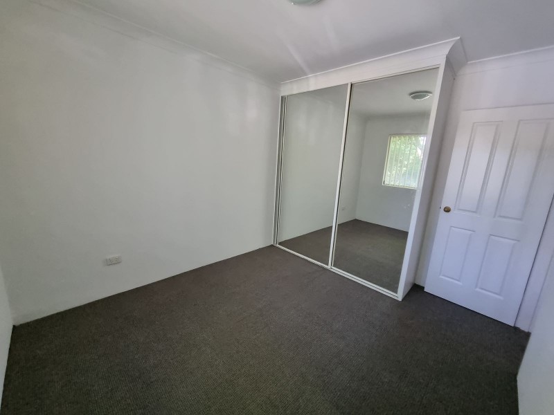 8/10-12 Dent Street, Penrith NSW 2750