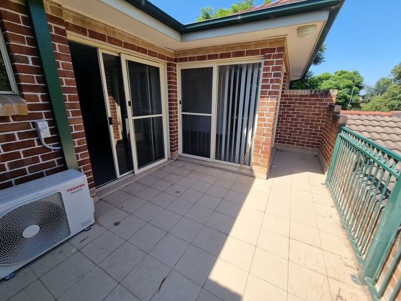 8/10-12 Dent Street, Penrith NSW 2750