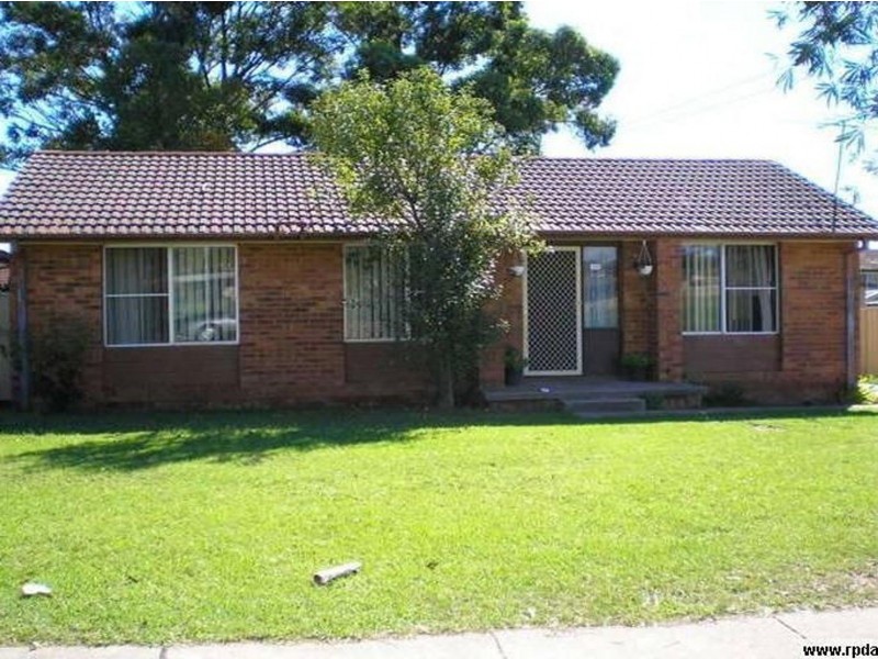 165 Bringelly Road, Kingswood NSW 2747