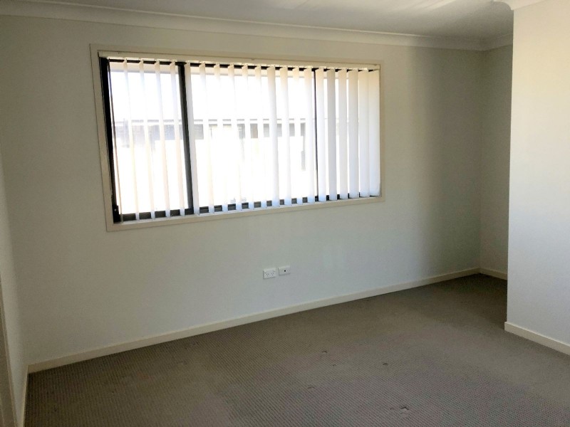 5/32 Luttrell Street, Glenmore Park NSW 2745