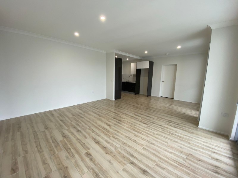 8/108 Lethbridge Street, Penrith NSW 2750