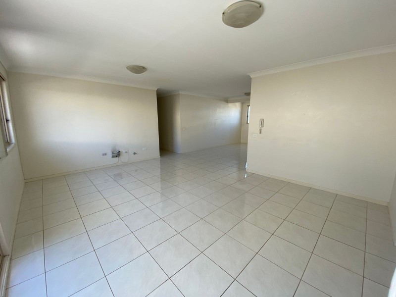 29/8 Colless Street, Penrith NSW 2750