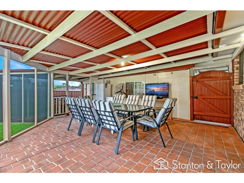 5 Colling Avenue, Werrington County NSW 2747