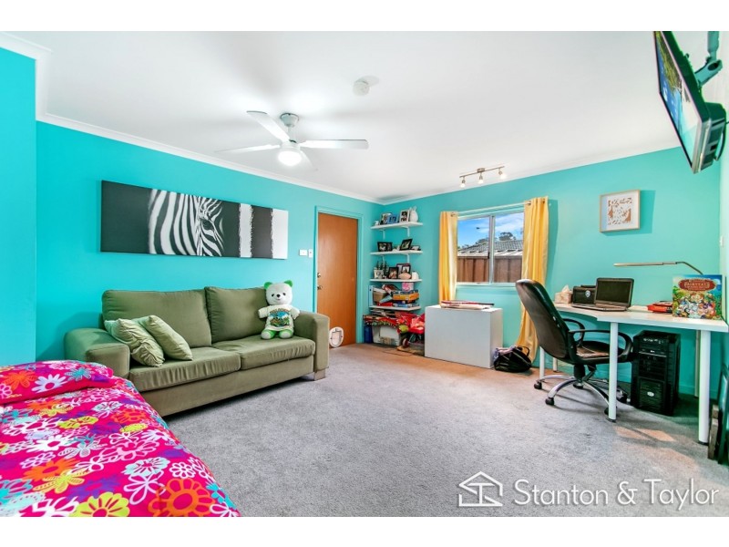 5 Colling Avenue, Werrington County NSW 2747