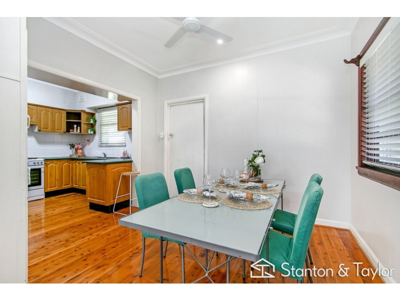 6 Hornseywood Avenue, Penrith NSW 2750