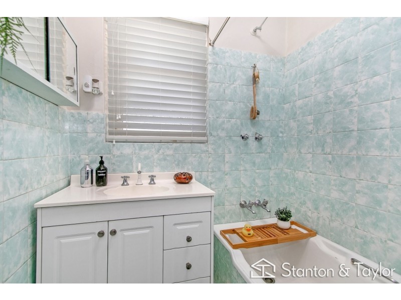 6 Hornseywood Avenue, Penrith NSW 2750