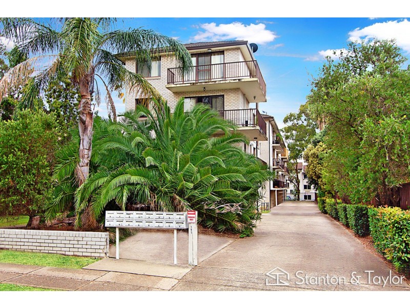 2/191 Derby Street, Penrith NSW 2750