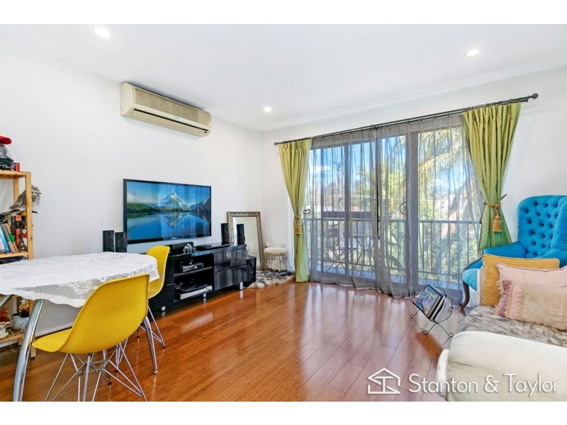 2/191 Derby Street, Penrith NSW 2750