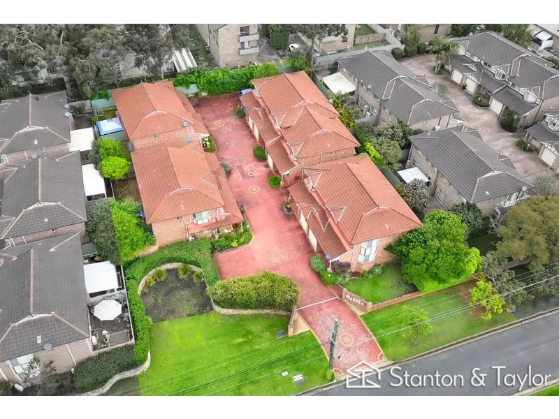 13/2-6 Robert Street, Penrith NSW 2750