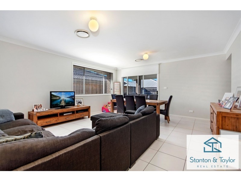 14 Hassall Way, Glenmore Park NSW 2745