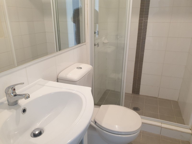 11/84 Woodlands Drive, Glenmore Park NSW 2745