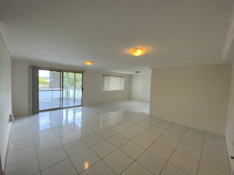 28/8 Colless Street, Penrith NSW 2750