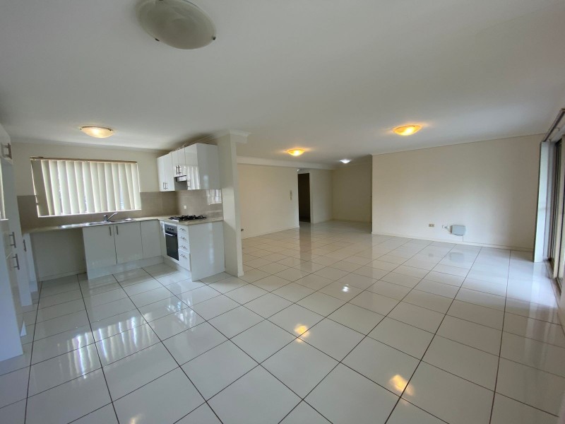 28/8 Colless Street, Penrith NSW 2750