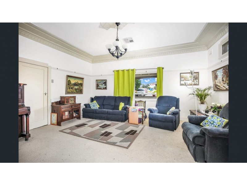 61 Evan Street, Penrith NSW 2750