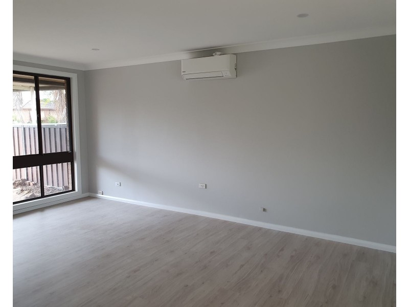 20 Solander Drive, St Clair NSW 2759