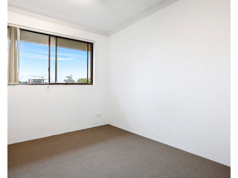 13/30 Haynes Street, Penrith NSW 2750