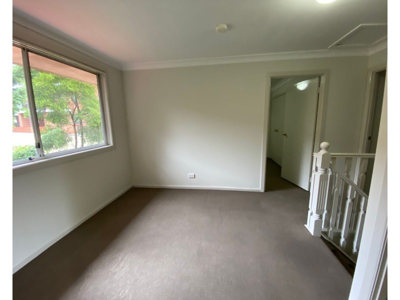 4/25 Barber Avenue, Penrith NSW 2750