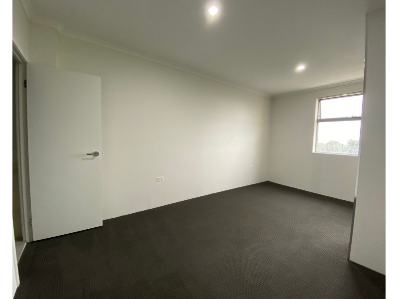 33/4 Colless Street, Penrith NSW 2750