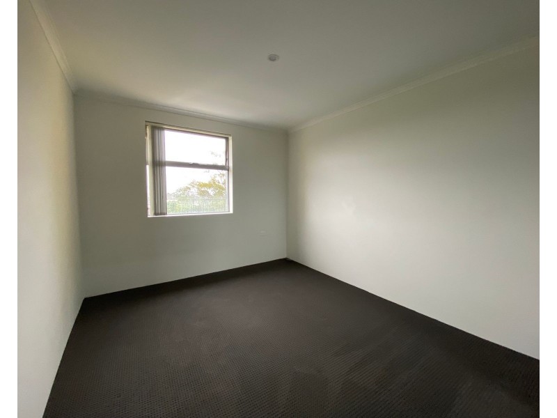 33/4 Colless Street, Penrith NSW 2750