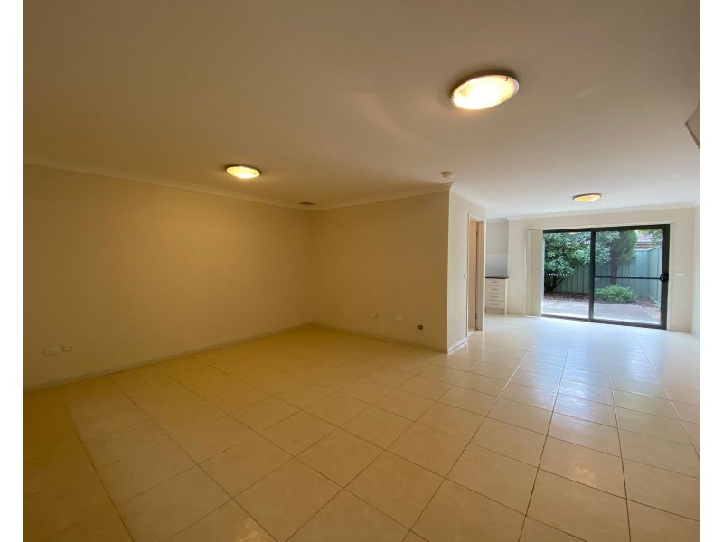 11/26 Luttrell Street, Glenmore Park NSW 2745