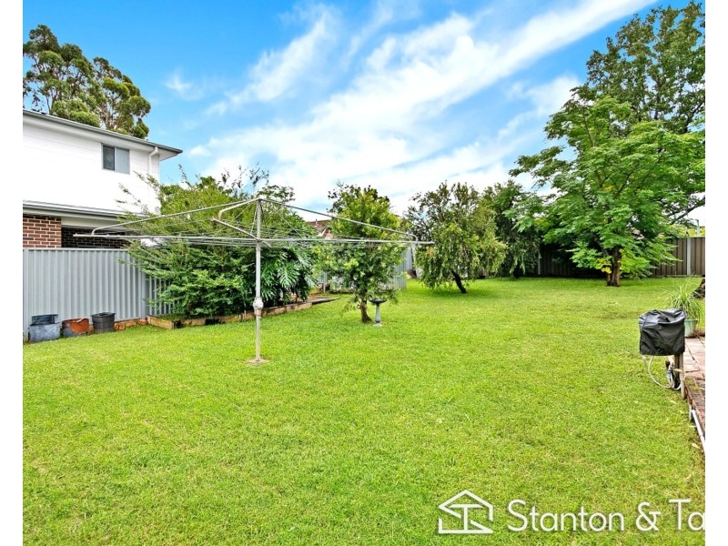 15 Guildford Road, Cambridge Park NSW 2747